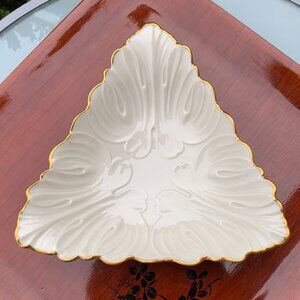 Vtg LENOX Triad Collectible Triangular Dish Trinket